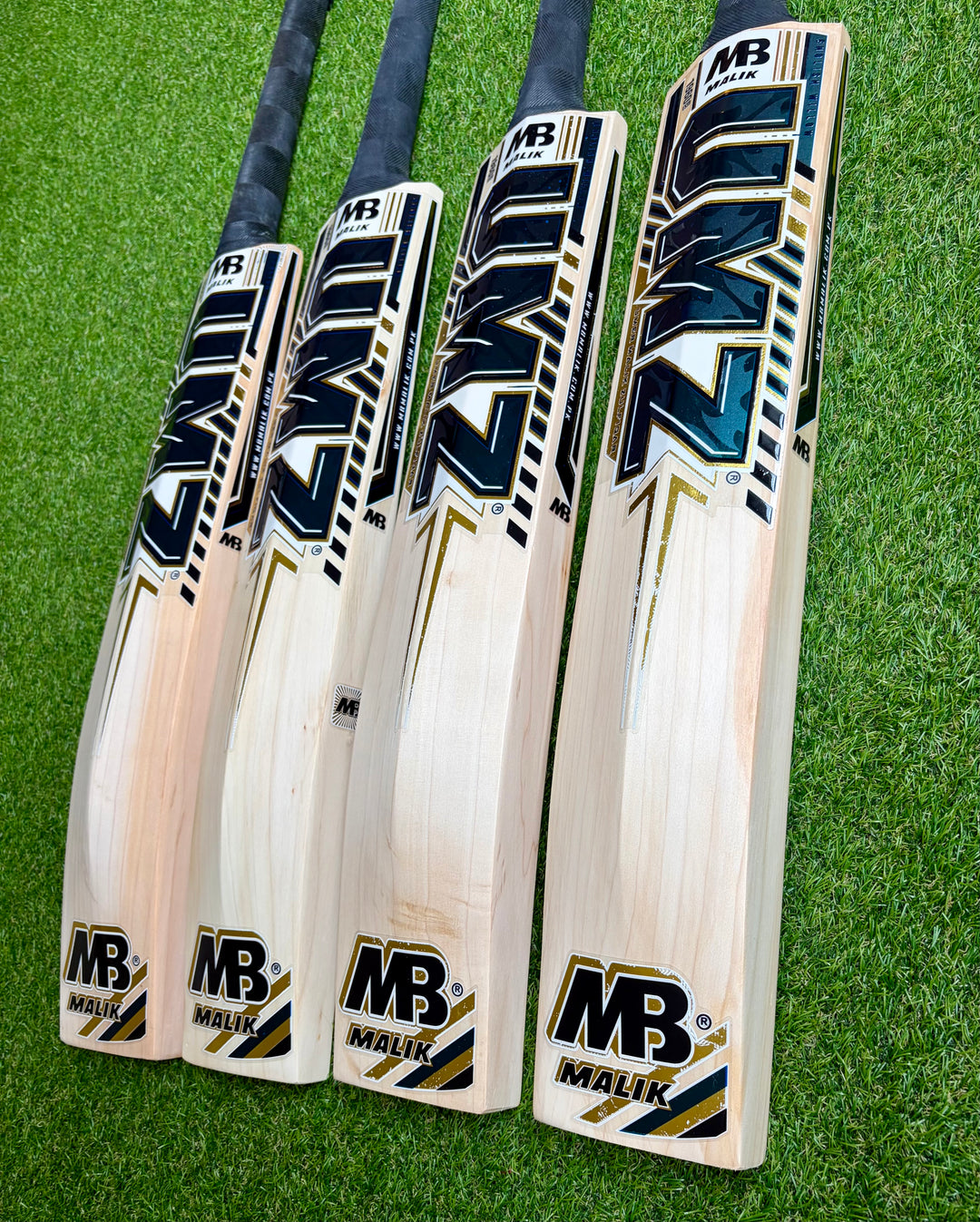 MB Malik UMZ Pro Edition Cricket Bat