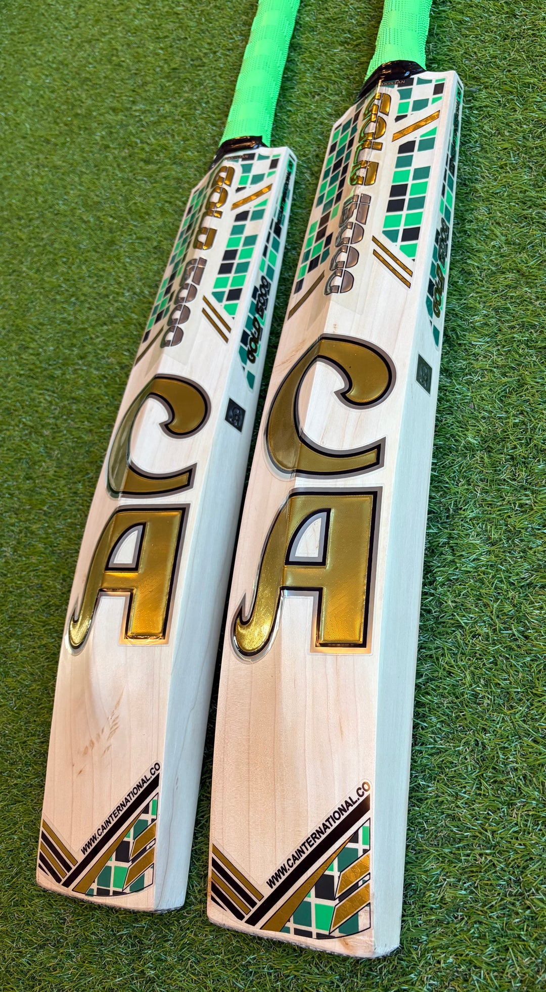 CA 15000 Gold Cricket Bat | New Model