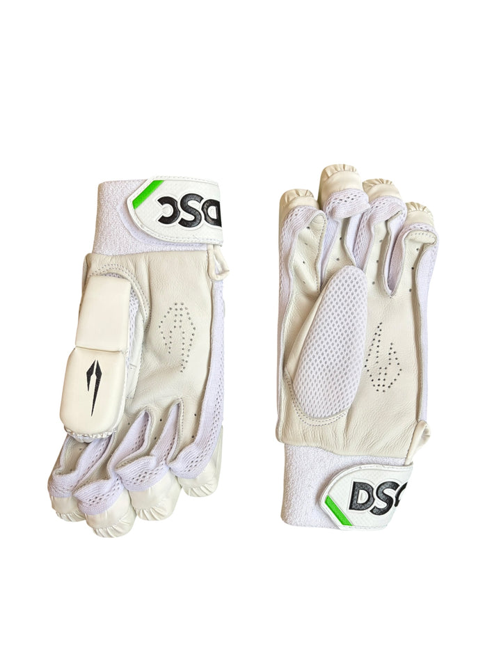 DSC Spliit 4000 Cricket Batting Gloves