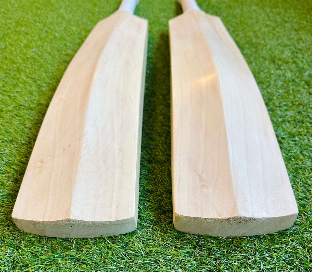 Plain Grade 2 English Willow Cricket Bats | Full Spine Profile