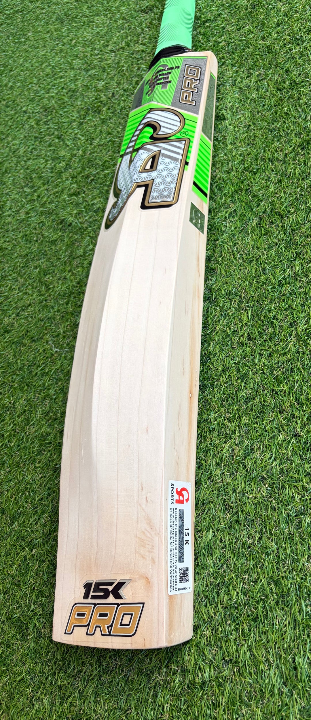 CA 15000 Pro Cricket Bat | Knocked In | Ready to Play