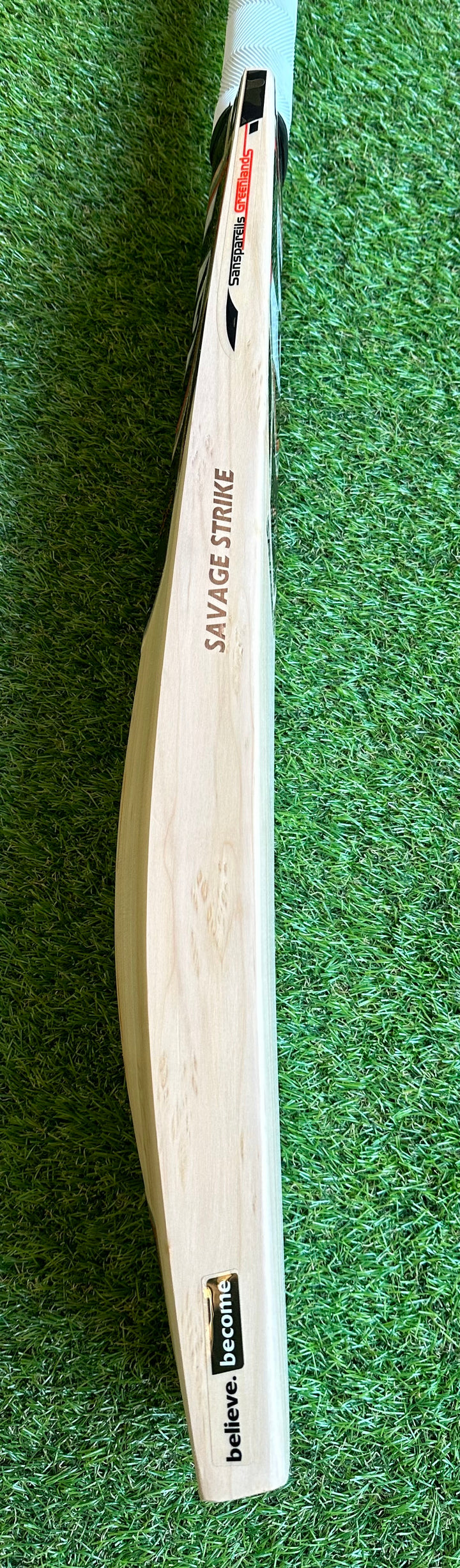 SG Savage Strike Cricket Bat | 10 Grains