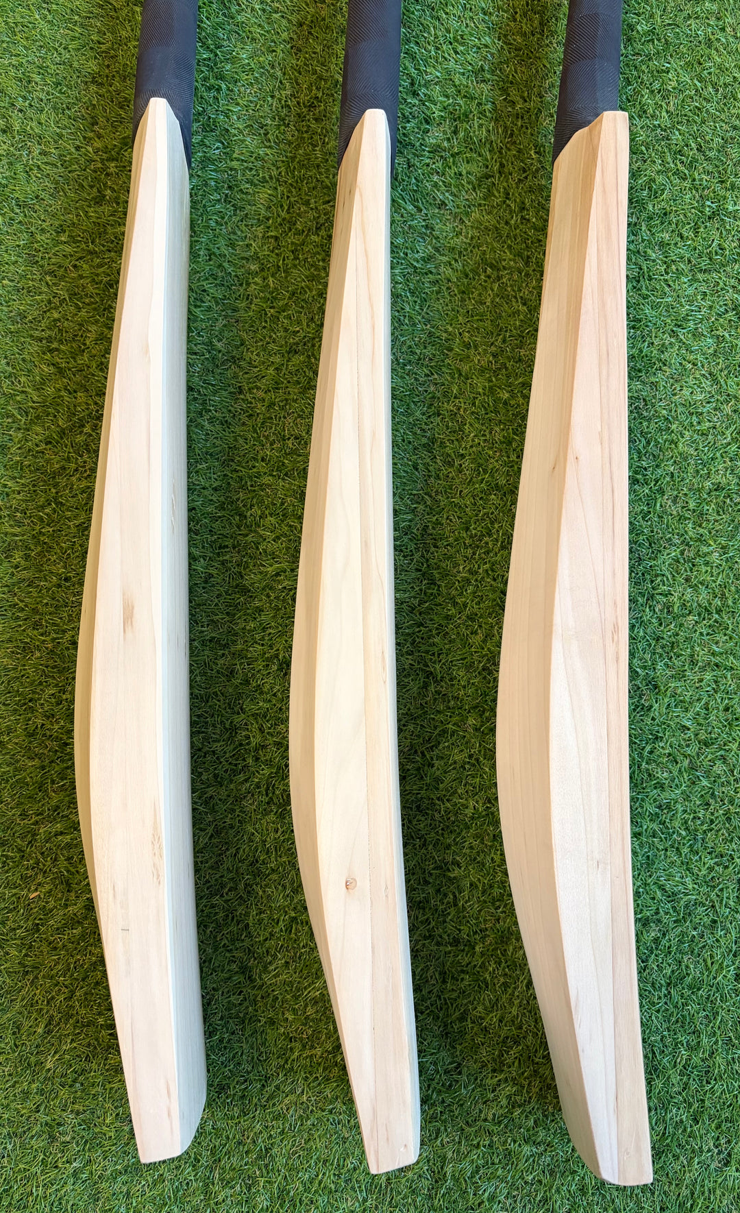 Laminate Two Piece Cricket Bat | Massive Edges | Superb Ping - DKP Cricket