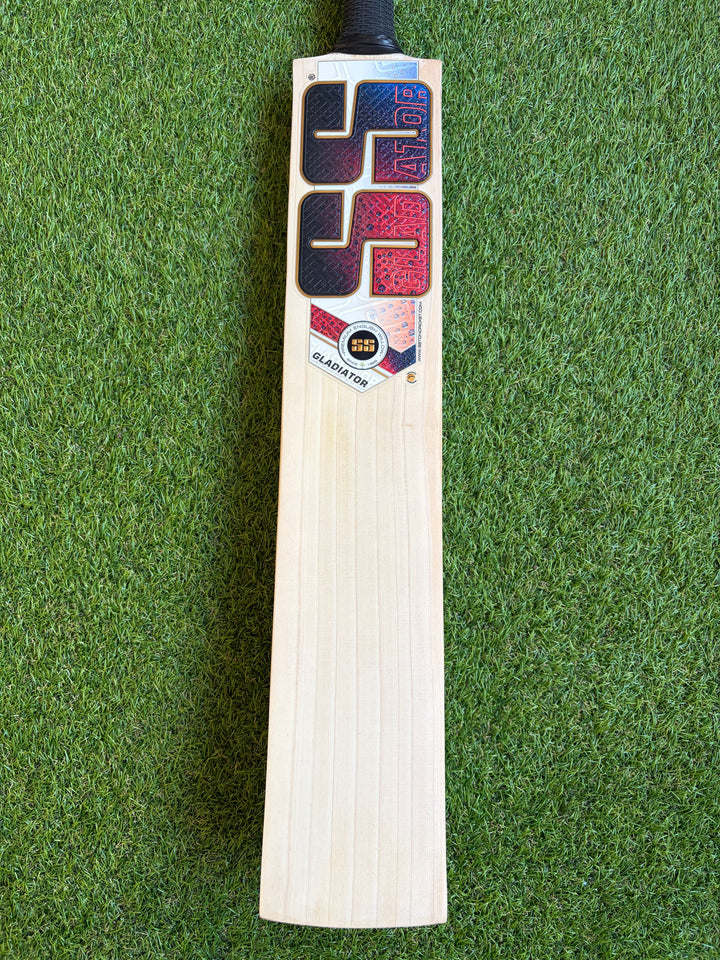 SS TON Gladiator Cricket Bat