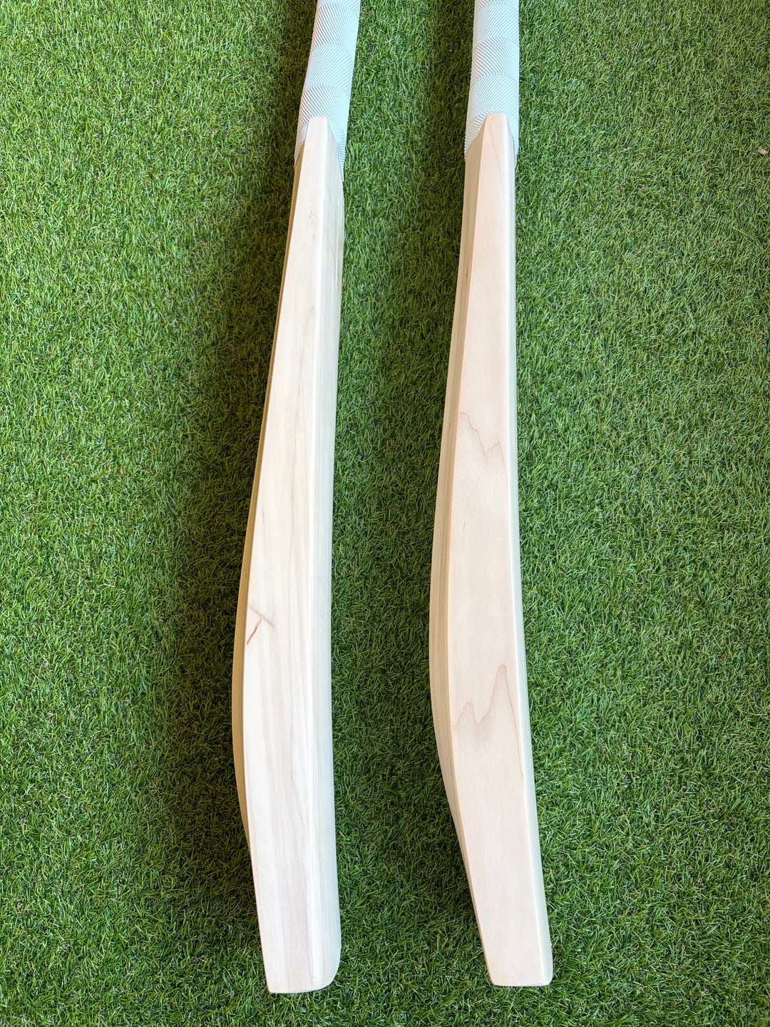 Plain Grade 1+ Full Profile Cricket Bat 
