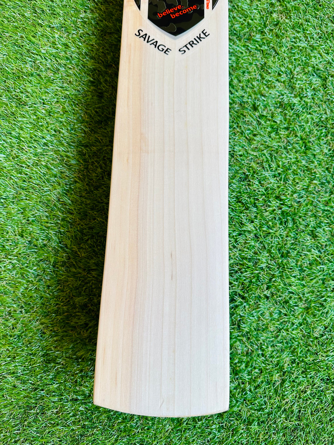 SG Savage Strike Cricket Bat | 10 Grains