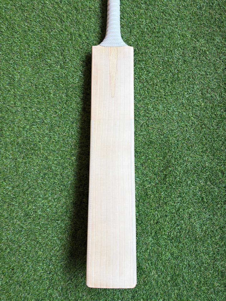 Laminate Two Piece Cricket Bat | Massive Edges | Knocked in
