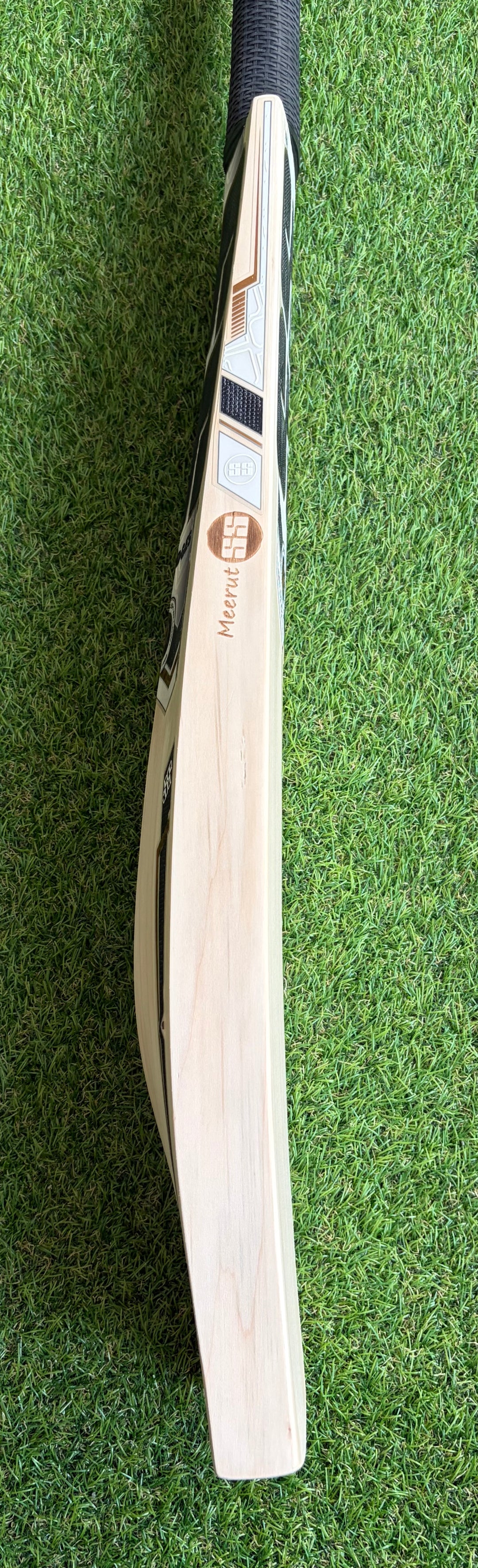 SS TON Limited Edition Players Cricket Bat