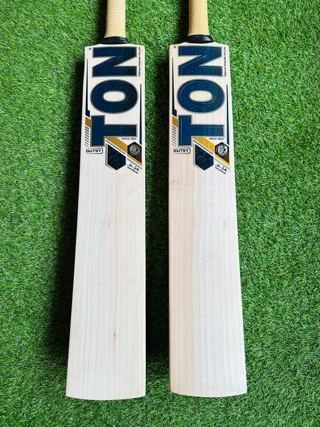 TON Gutsy Edition Cricket Bat | Harrow Size