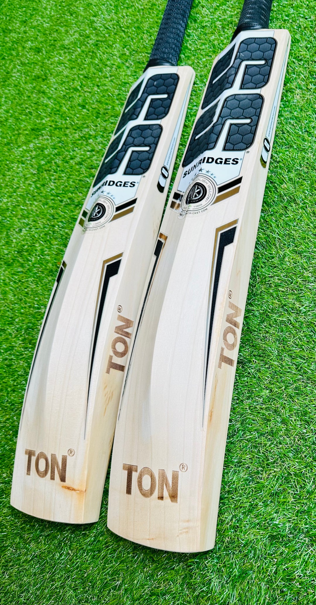 SS Ton Heritage Edition Cricket Ba