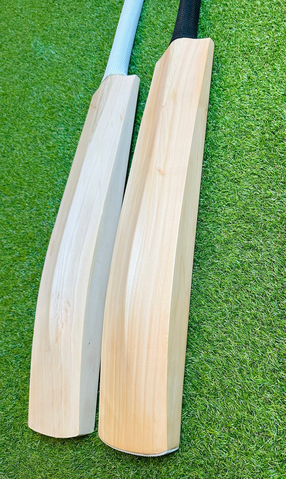 Plain Grade 1 English Willow Cricket Bat | Long Blade | Pro Shape