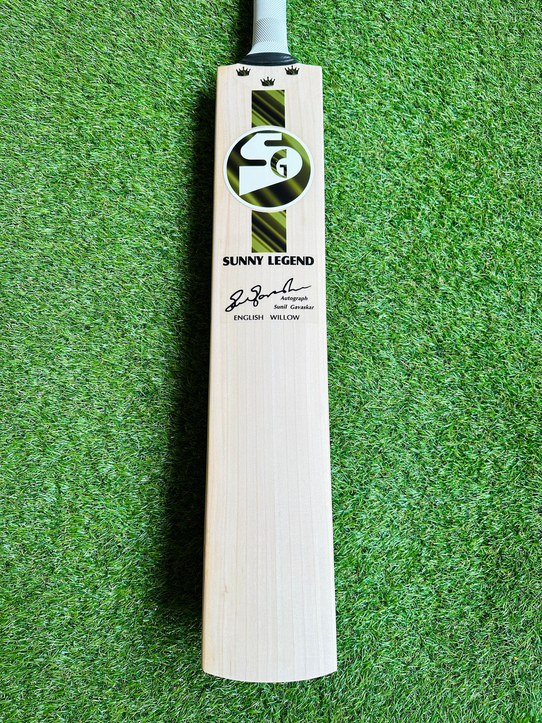 SG Sunny Legend Cricket Bat Harrow