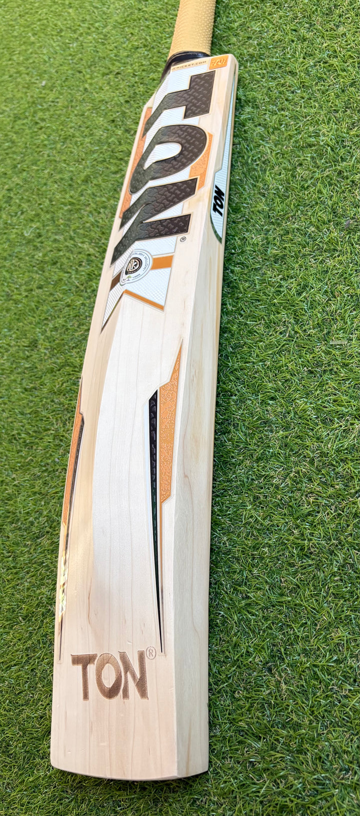 TON Super Cricket Bat | Harrow