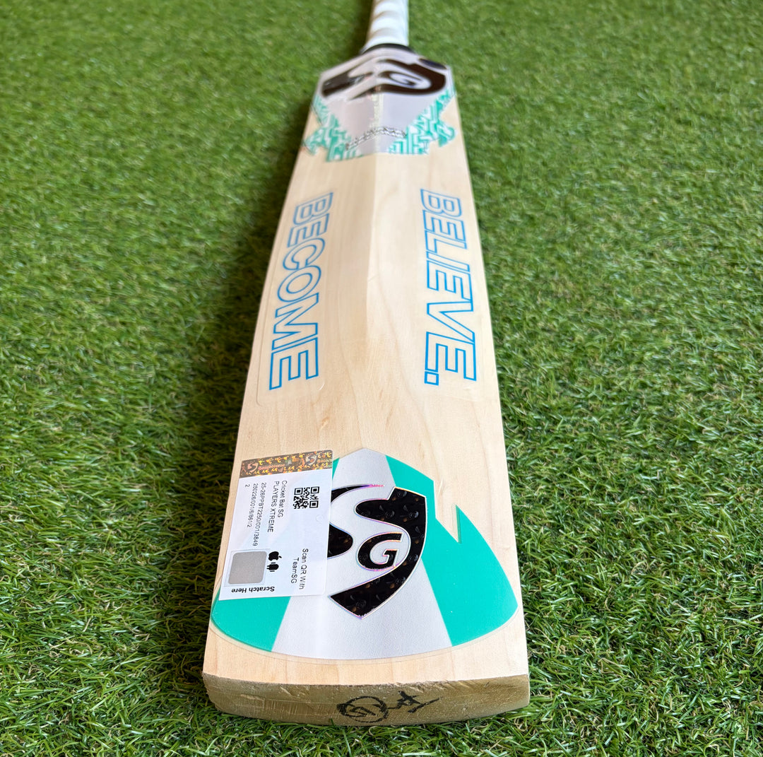 SG Players Xtreme Cricket Bat