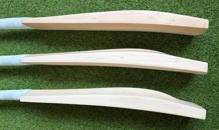Plain Grade 1 English Willow Cricket Bat | Duckbill Profile