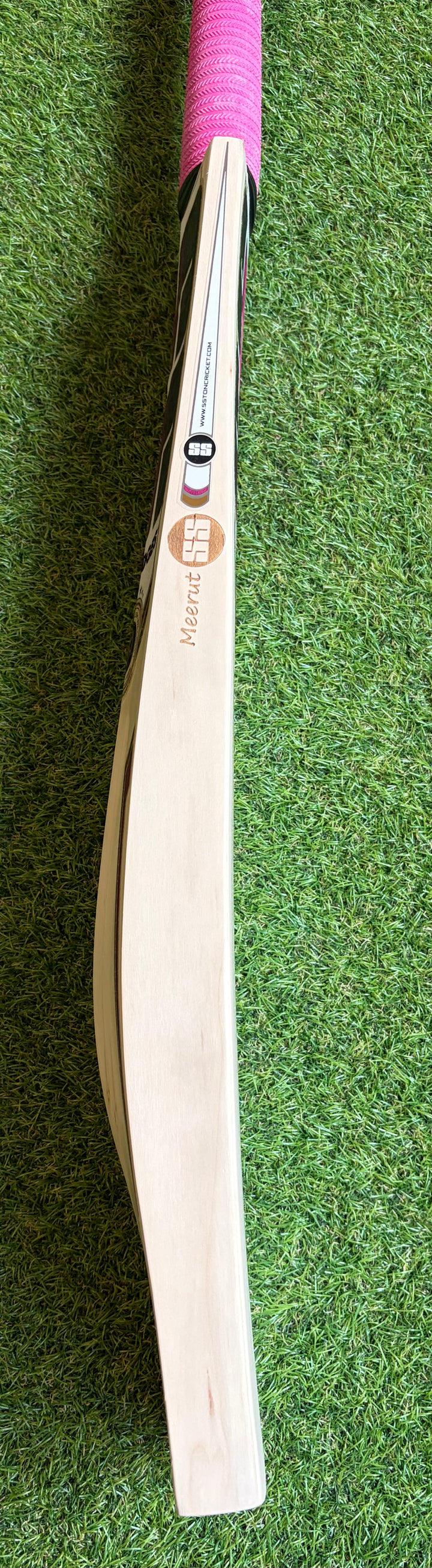 SS TON Gladiator Cricket Bat