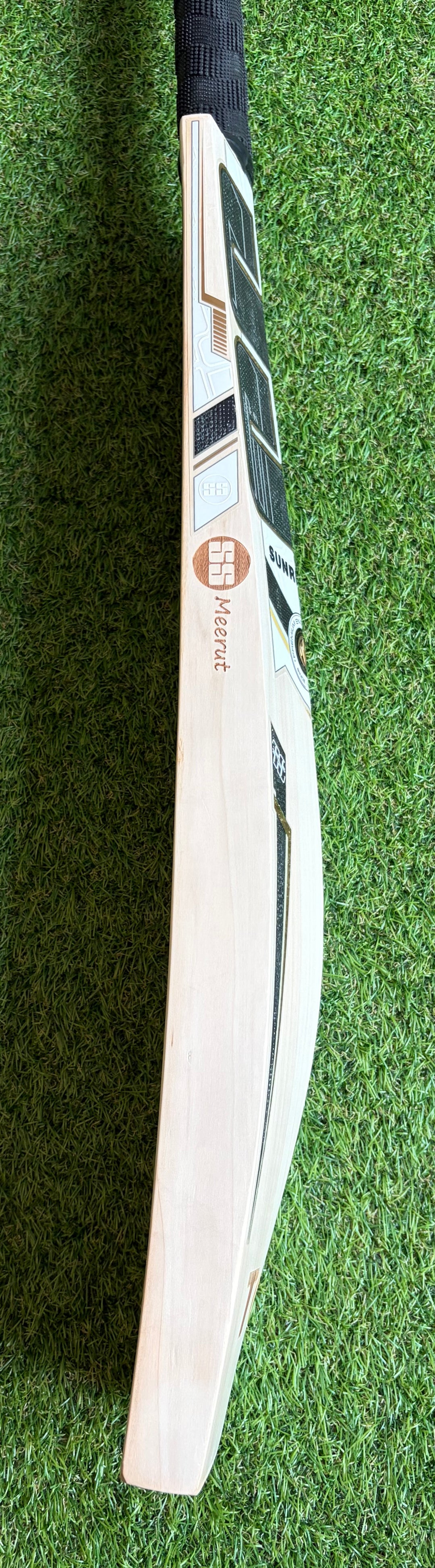 SS TON Limited Edition Players Cricket Bat