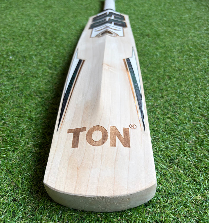 SS TON Smacker Signature Cricket Bat