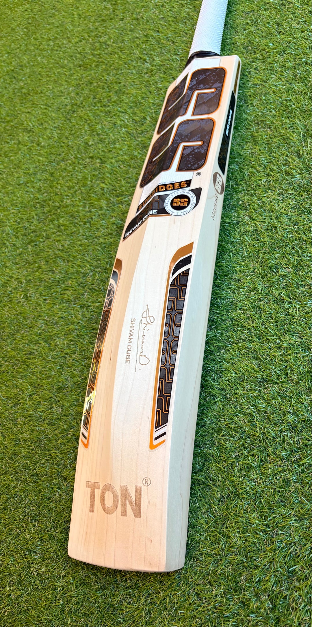 TON Gama Players Cricket Bat | Shivam Dube
