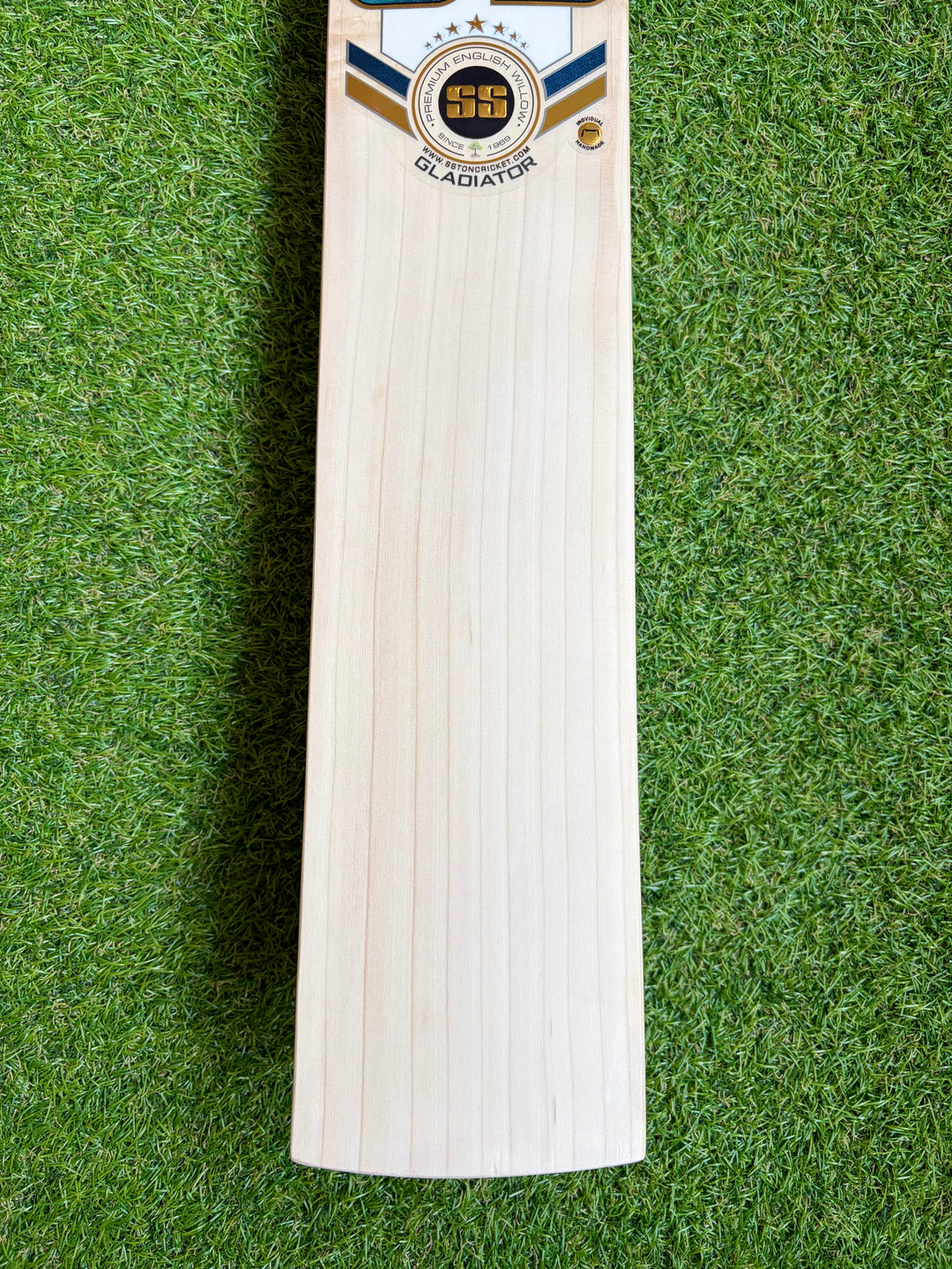 SS TON Gladiator Cricket Bat | Rare Model