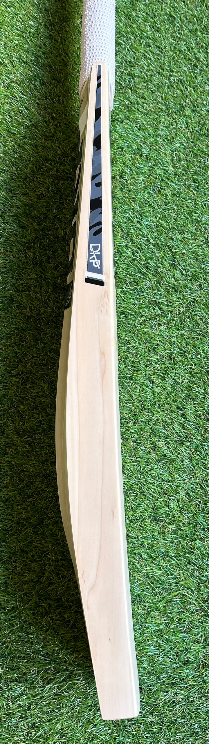 DKP Maxpower Camo Cricket Bat | Grade 2 | 2lb 8oz