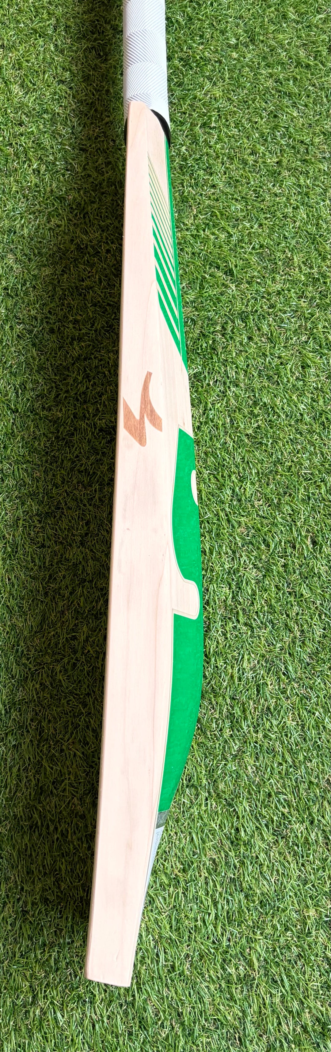 SG Triple Crown Classic Cricket Bat | Size 6