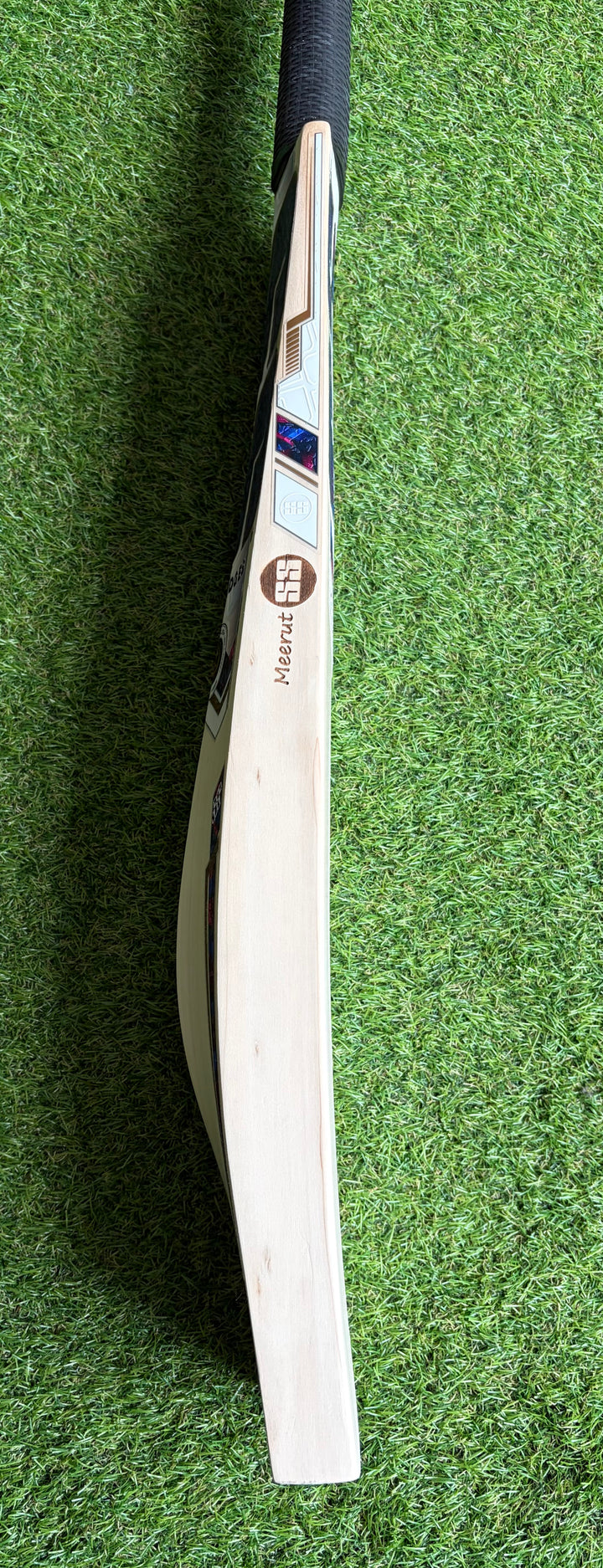 SS TON Classic Edition Cricket Bat