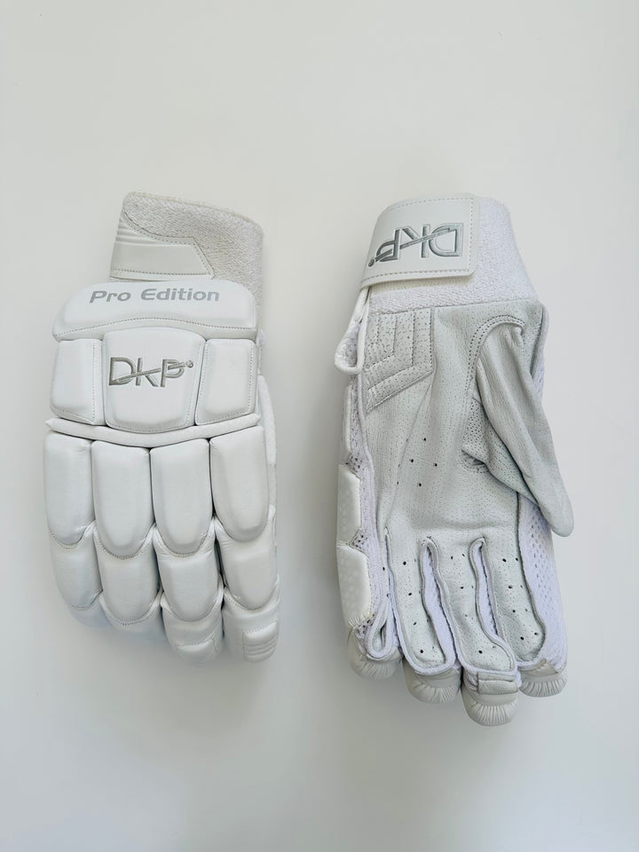 DKP Limited Edition Cricket Batting Pads and Gloves Bundle