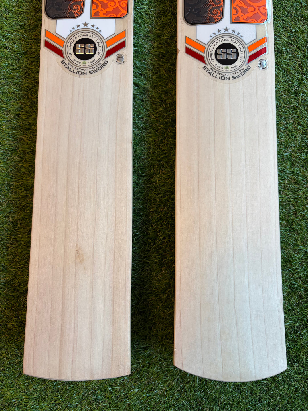 SS TON Stallion Sword Edition Cricket Bat | Size 5