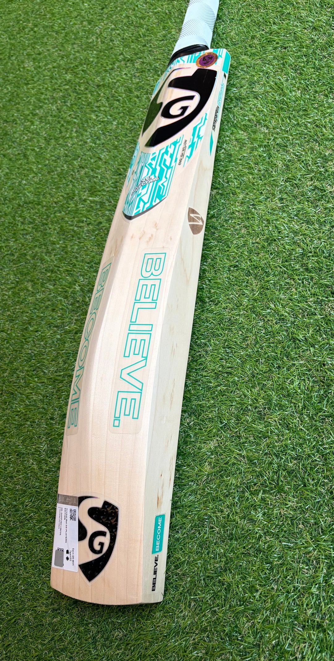 SG Players Edition Cricket Bat | New Model
