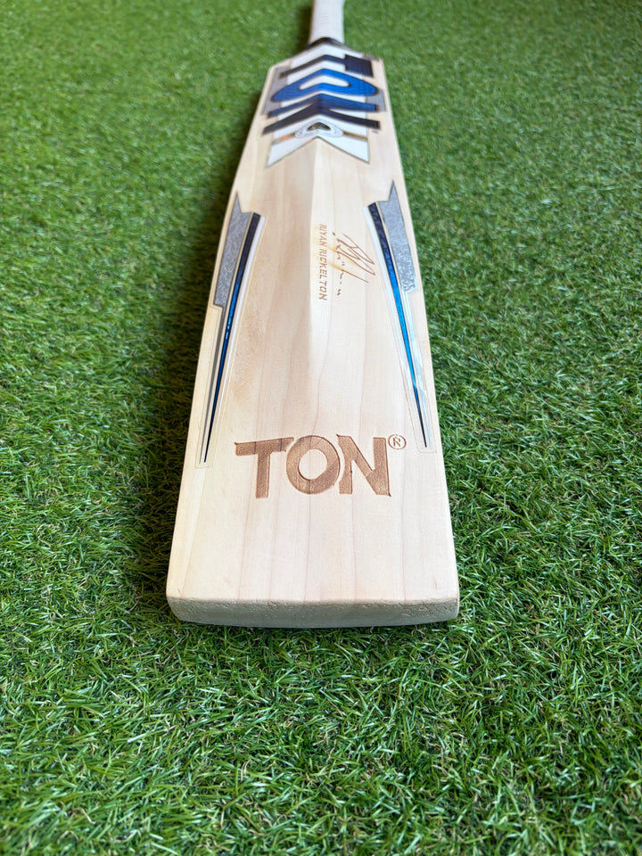 TON Gama Players Cricket Bat | Ryan Rickelton