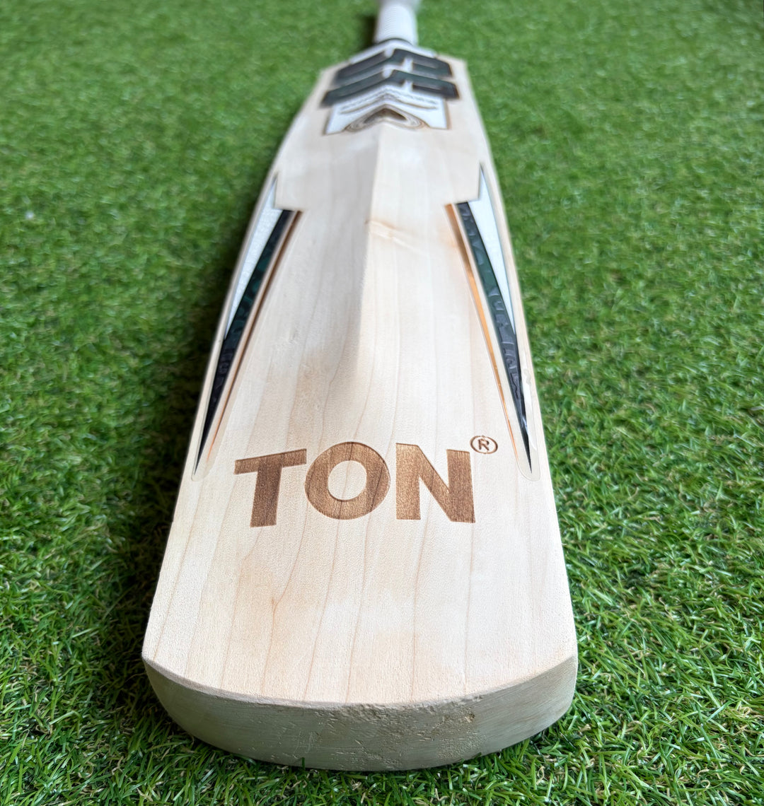 SS TON Smacker Signature Cricket Bat