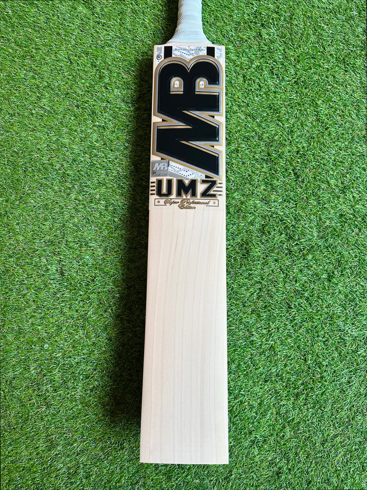 MB Malik Super Professional Cricket Bat