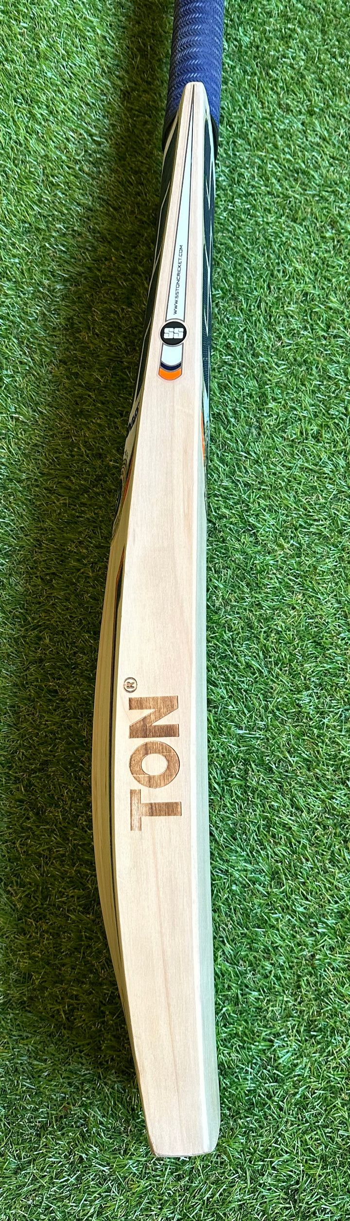 SS TON Ranger Pro Cricket Bat