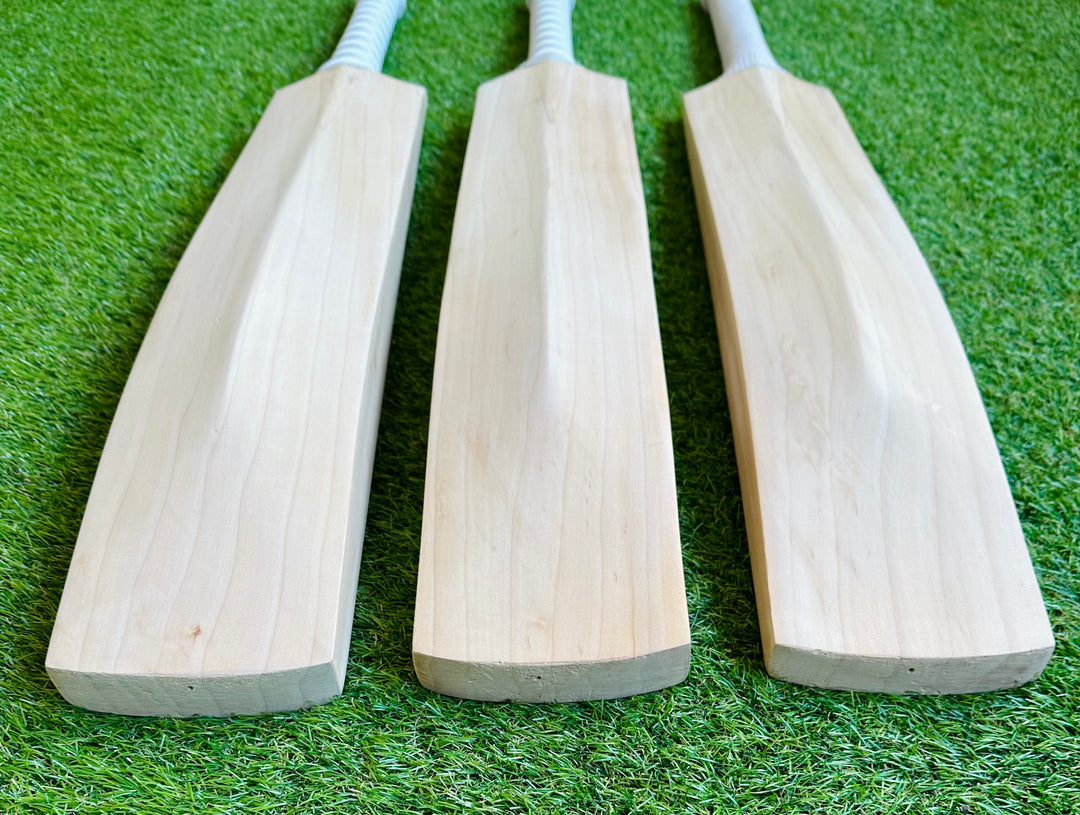 Plain Grade 2 Cricket Bat | Harrow Size | Huge Profiles