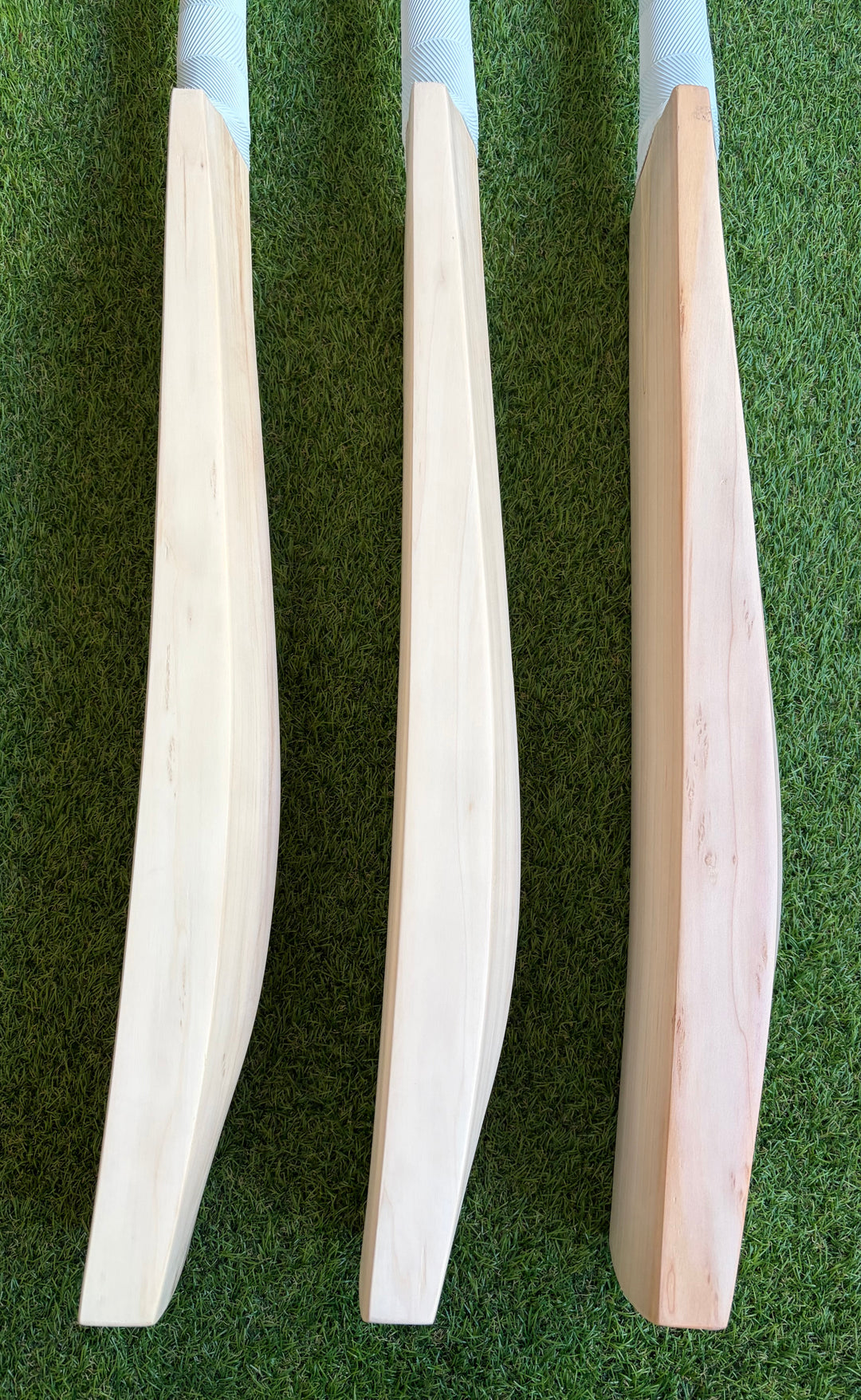Plain Grade 1 English Willow Cricket Bat | Full Profile | Heavyweight
