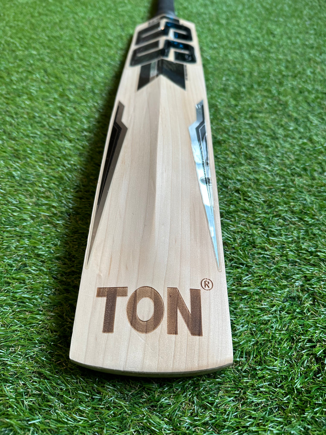 SS TON Limited Edition Cricket Bat | Size 5