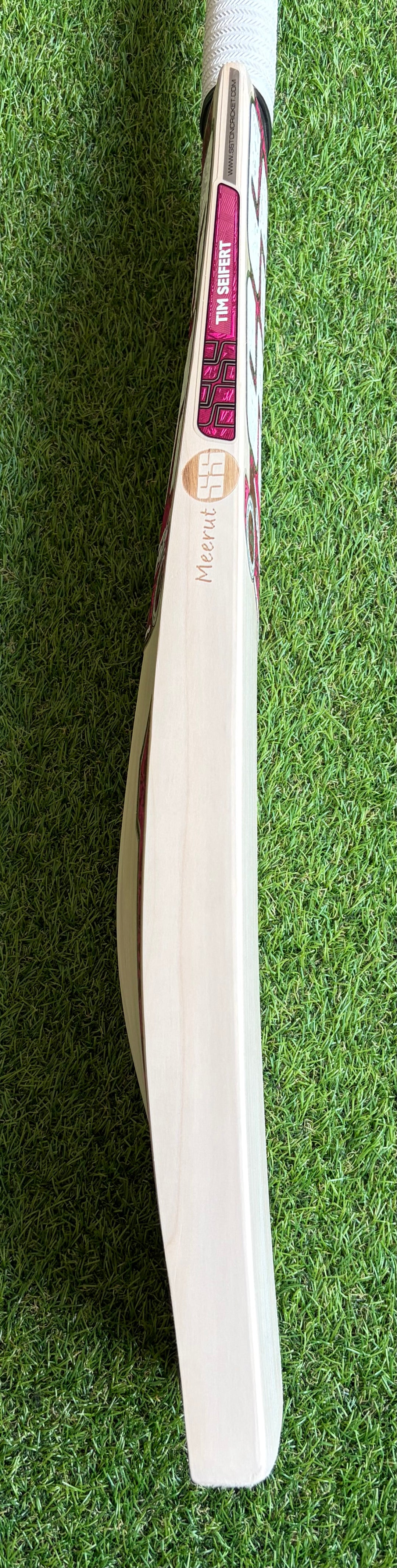 SS Players Tim Seifert Cricket Bat | Harrow Size