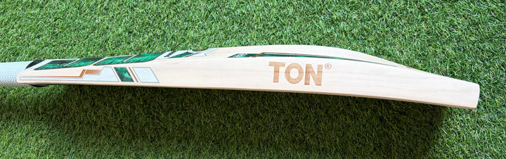 SS TON Sir Richards Cricket Bat | Massive Profile