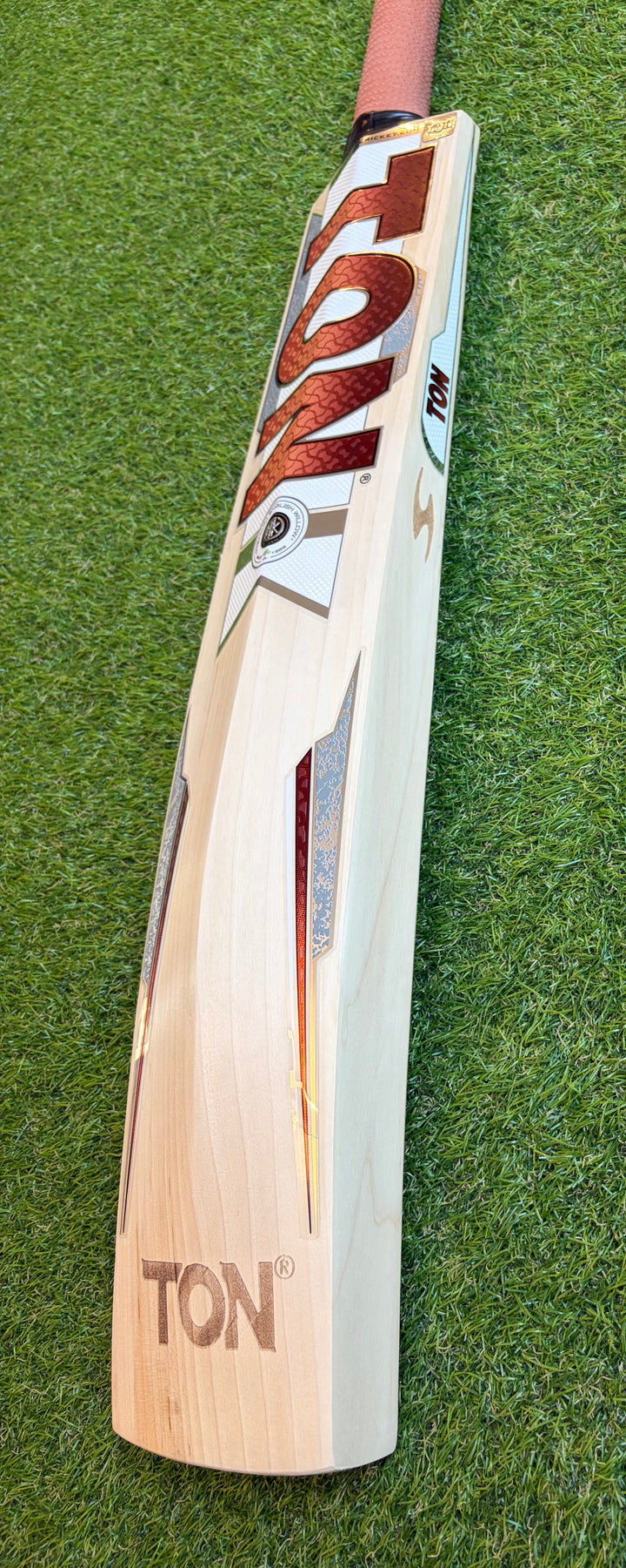 TON Vertu Players Cricket Bat | Long Blade | 2lb 8oz