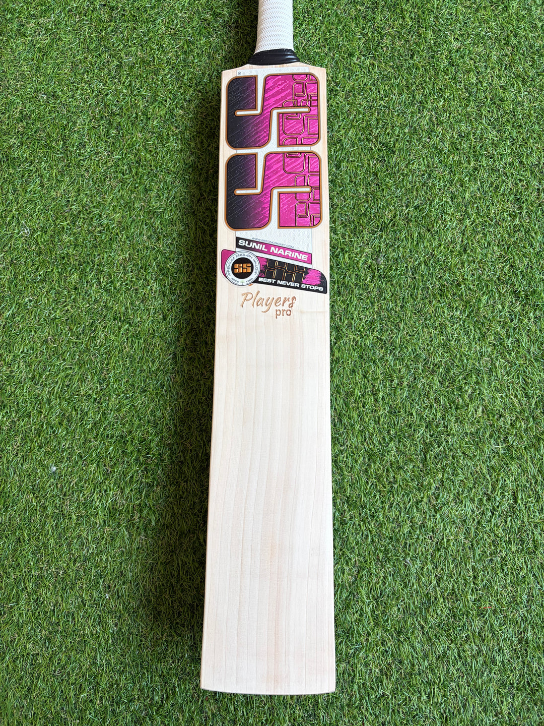 TON Players Pro Cricket Bat | Sunil Narine