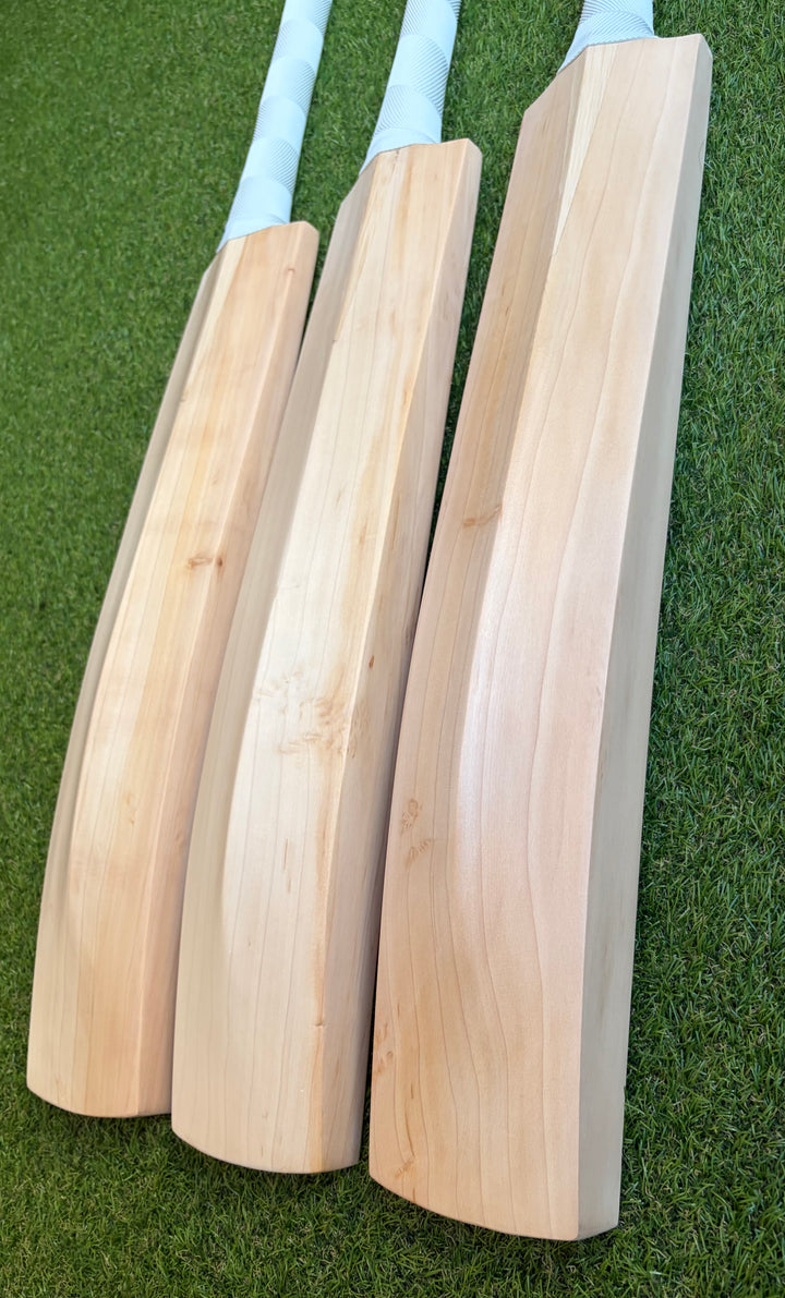 Plain Grade 1 English Willow Cricket Bat | Full Profile | Heavyweight