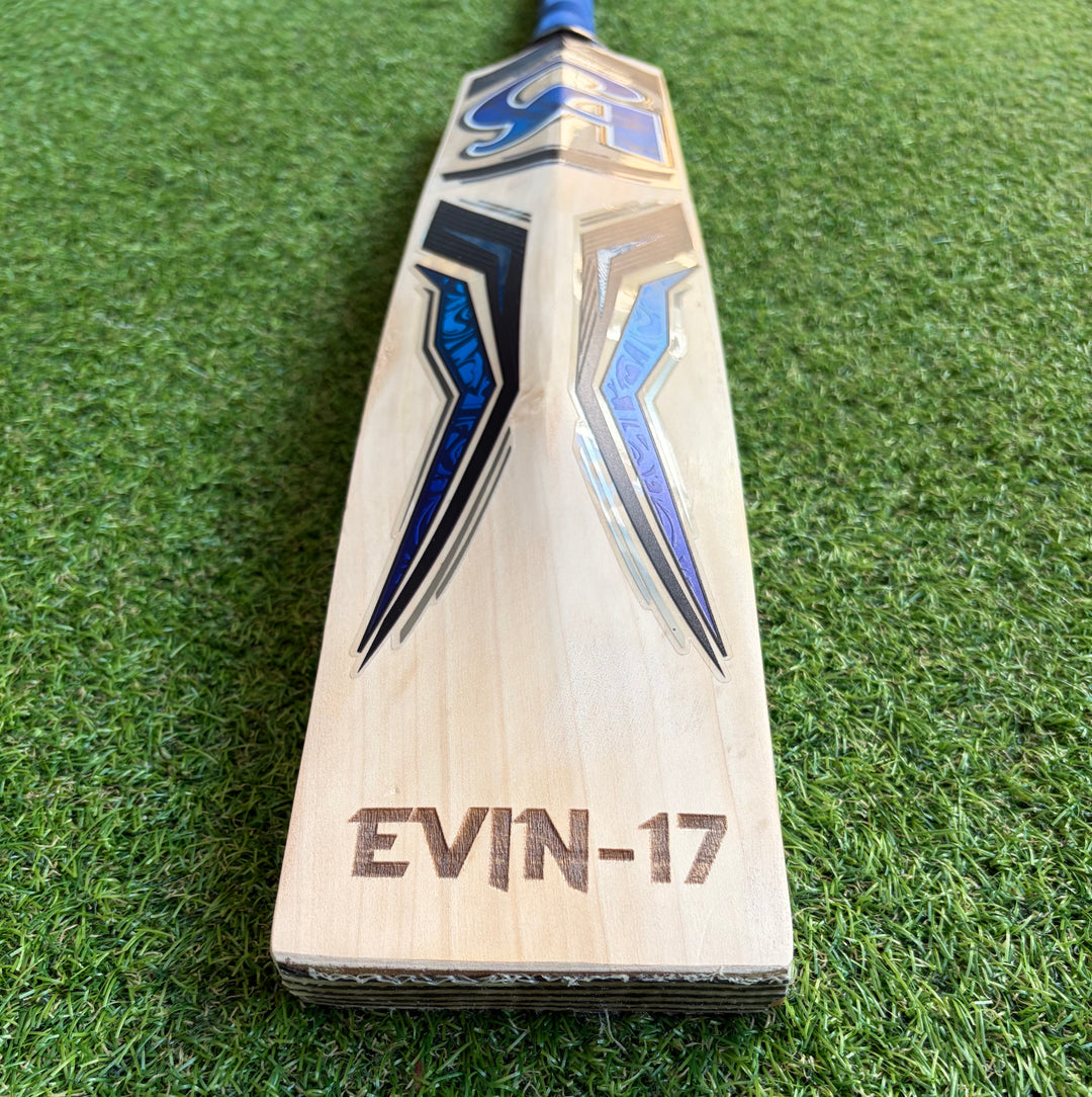 CA 17000 Gold Cricket Bat | 40mm Edges