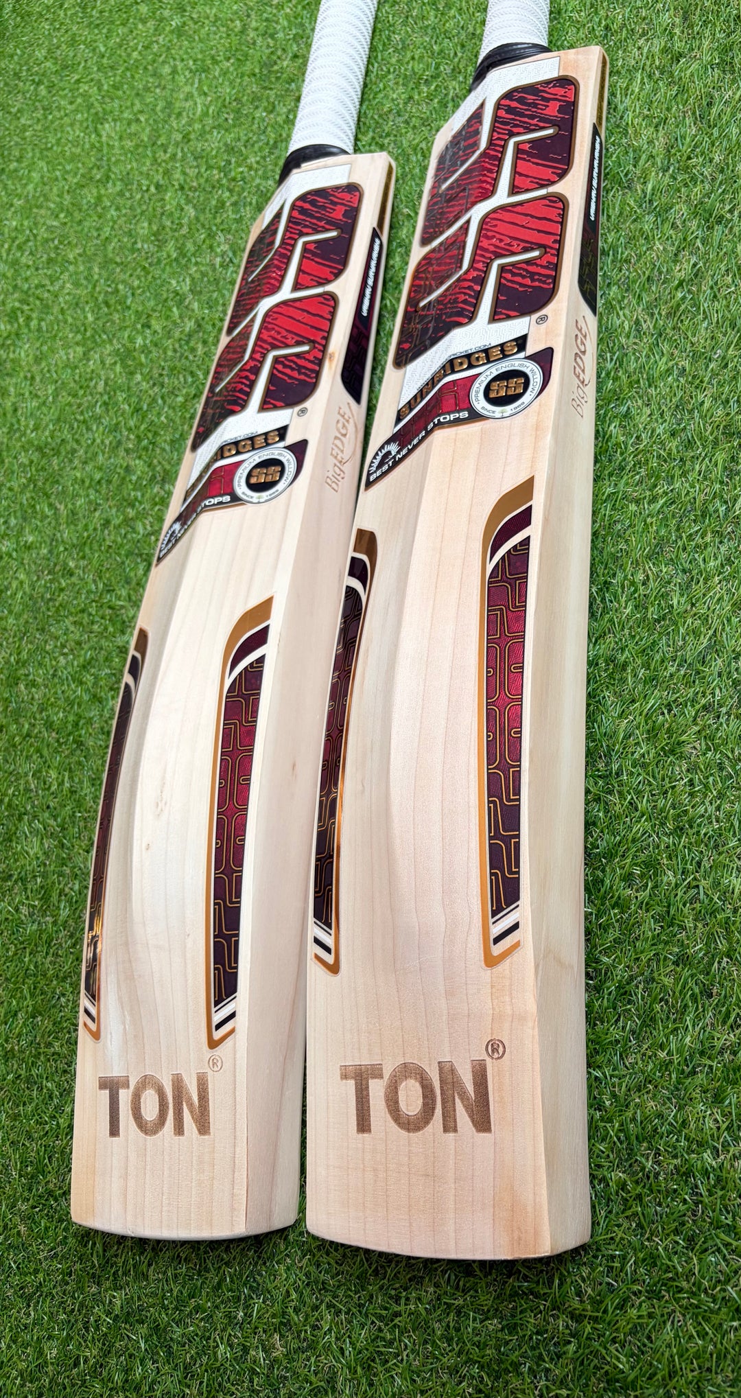 SS TON Players Pro VS Cricket Bat | 12 Grains