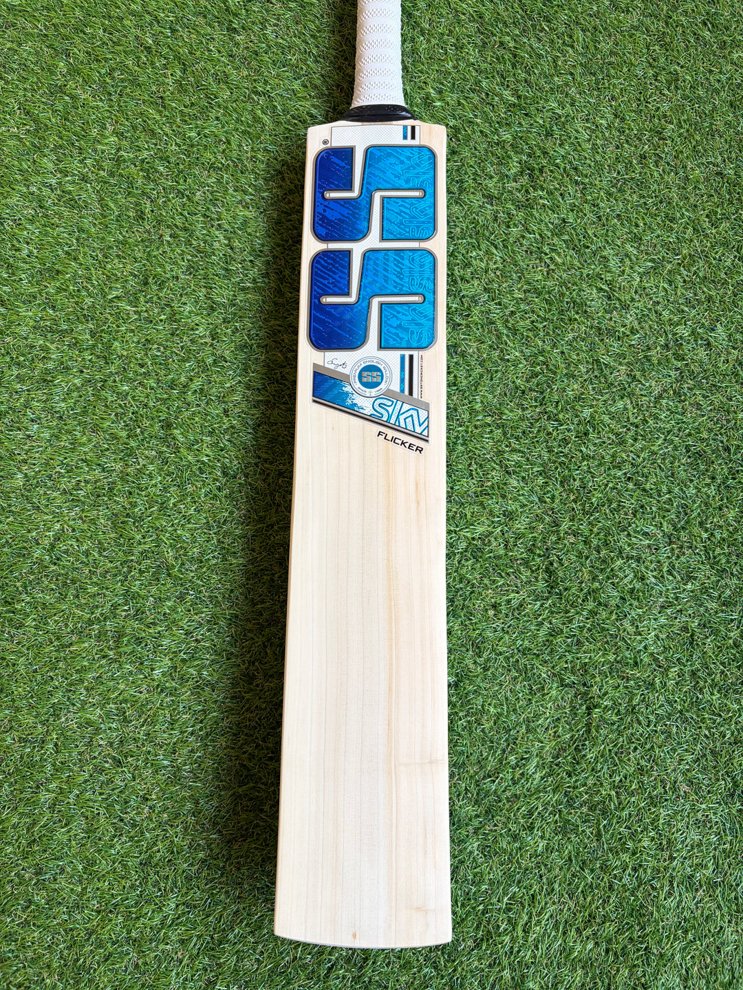 SS TON Sky Flicker Pro Cricket Bat | Harrow Size