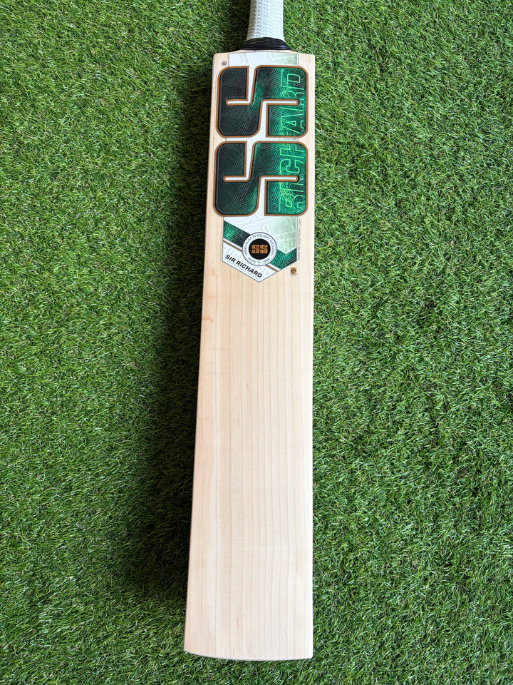 SS TON Sir Richards Cricket Bat | Massive Profile