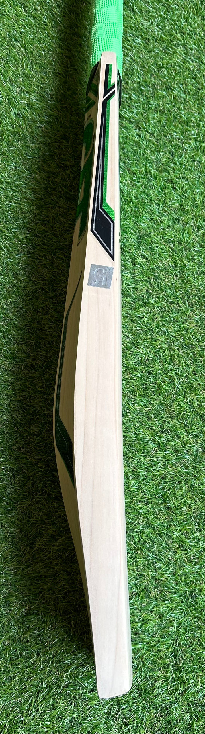 CA BA 56 Cricket Bat | Harrow Size