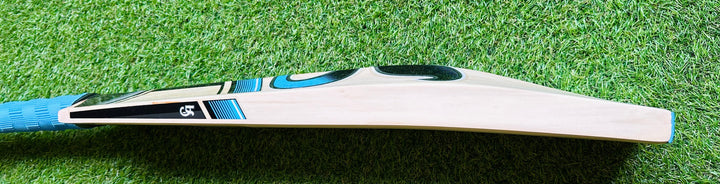 CA 7000 Pro Cricket Bat | Harrow Size