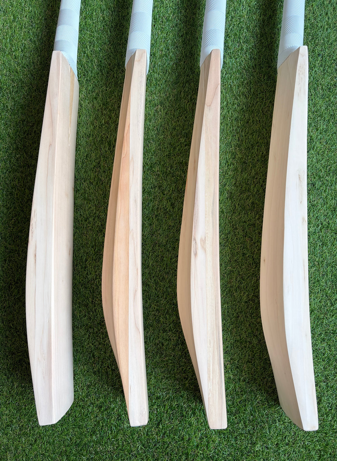 Laminate Two Piece Cricket Bat | Massive Edges | Superb Ping
