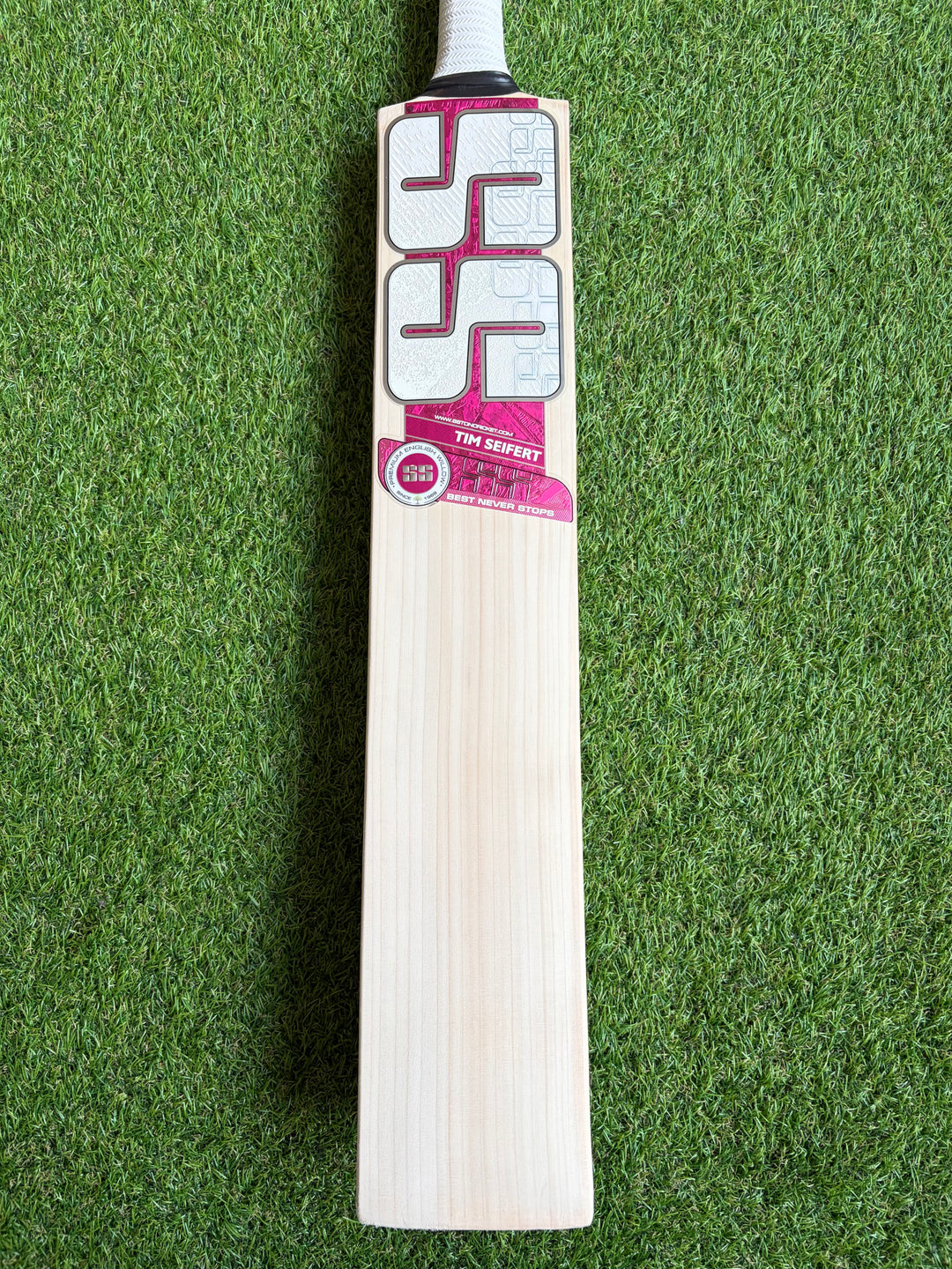 SS Players Tim Seifert Cricket Bat | Harrow Size